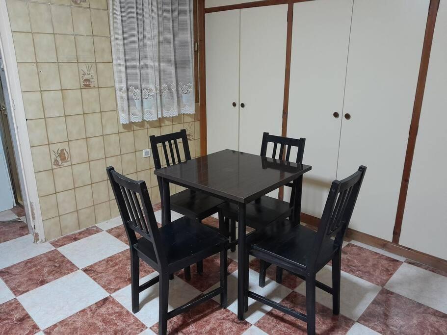 Disfruta De Un Barrio Tranquilo Leilighet Alcalá de Guadaira Eksteriør bilde